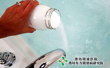 牛皮癬患者洗澡和飲食需要注意什么? 牛皮癬患者洗澡和飲食需要注意什么?