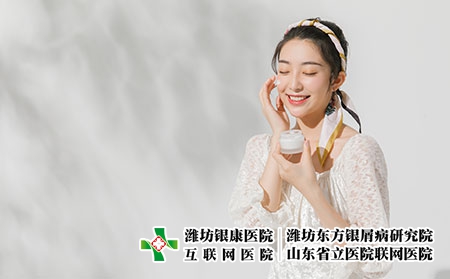 攝圖網(wǎng)_501644950_美女夏日涂抹防曬霜(企業(yè)商用) 攝圖網(wǎng)_501644950_美女夏日涂抹防曬霜(企業(yè)商用)