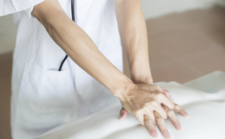 銀屑病病因,銀屑病發(fā)病和季節(jié)有關(guān)