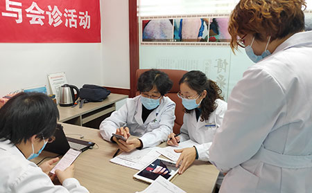 銀屑病名醫(yī)會(huì)診看診2